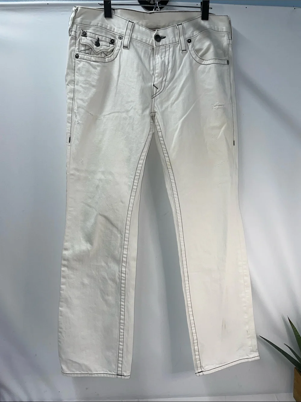 TRUE RELIGION WHITE JEANS FTL-05-167